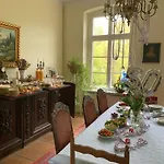 Gutshaus Schwarzenhof * Dargun