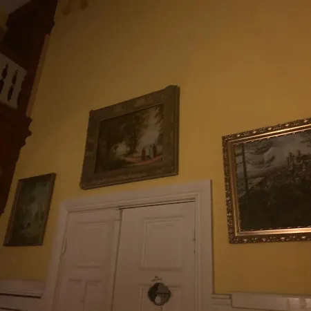 Gutshaus Schwarzenhof Appartement *