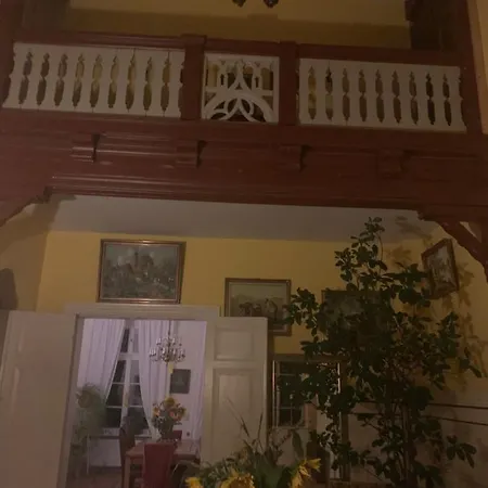 Gutshaus Schwarzenhof アパート *