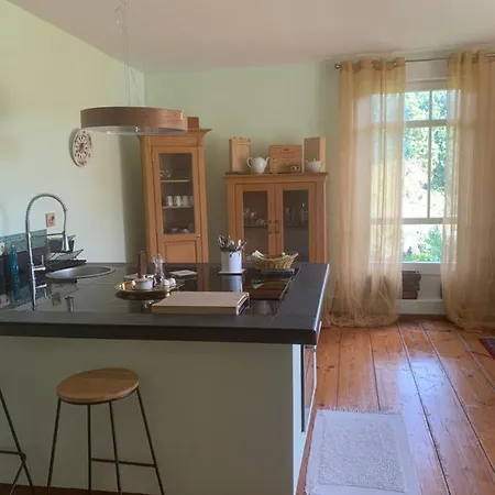 Gutshaus Schwarzenhof Apartman Dargun