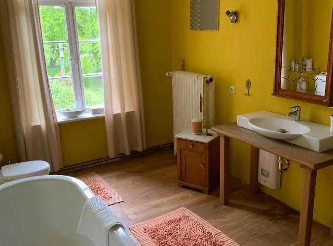 Gutshaus Schwarzenhof *