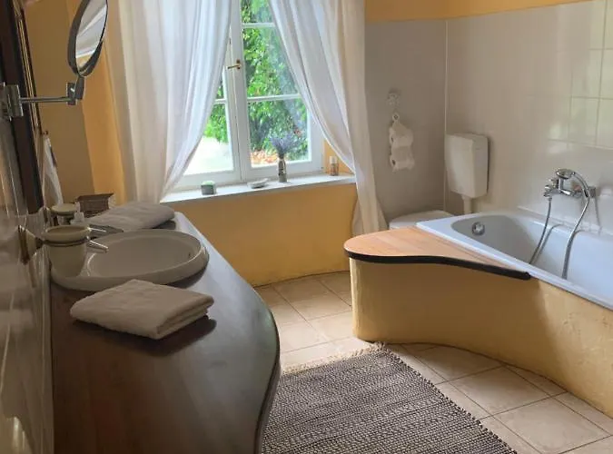 Gutshaus Schwarzenhof *