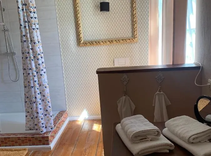 Gutshaus Schwarzenhof * Dargun