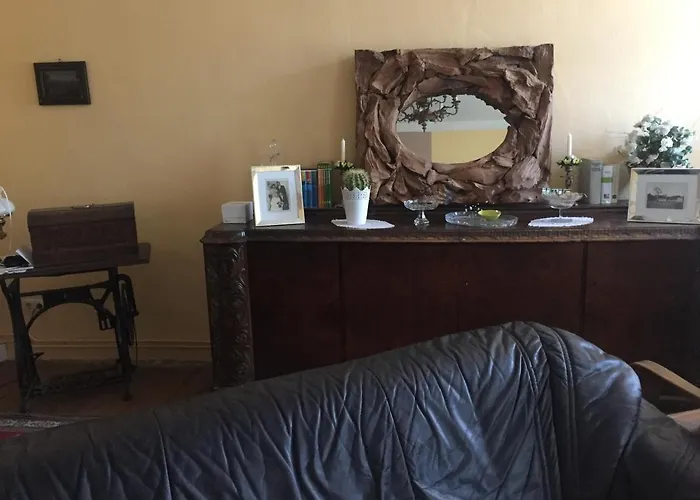 Gutshaus Schwarzenhof Apartman Dargun